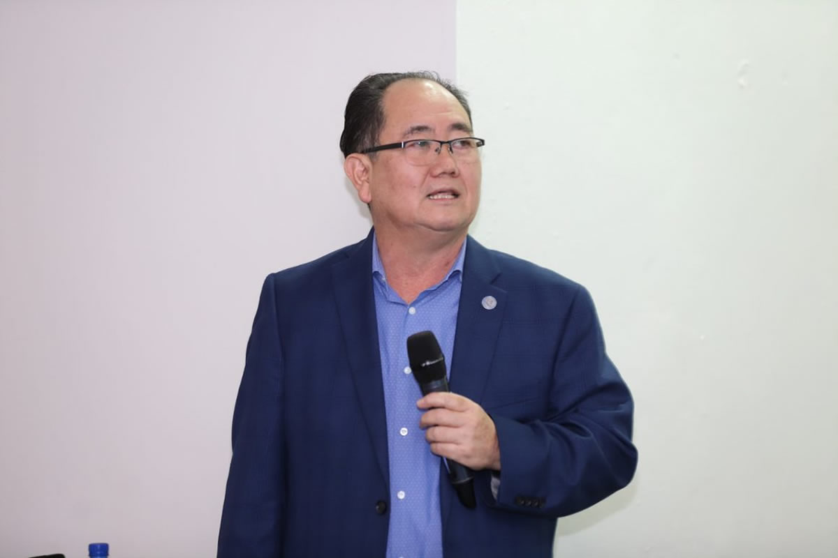 Shiro Ariyama Encargado del Departamento de Edificaciones INAIPI